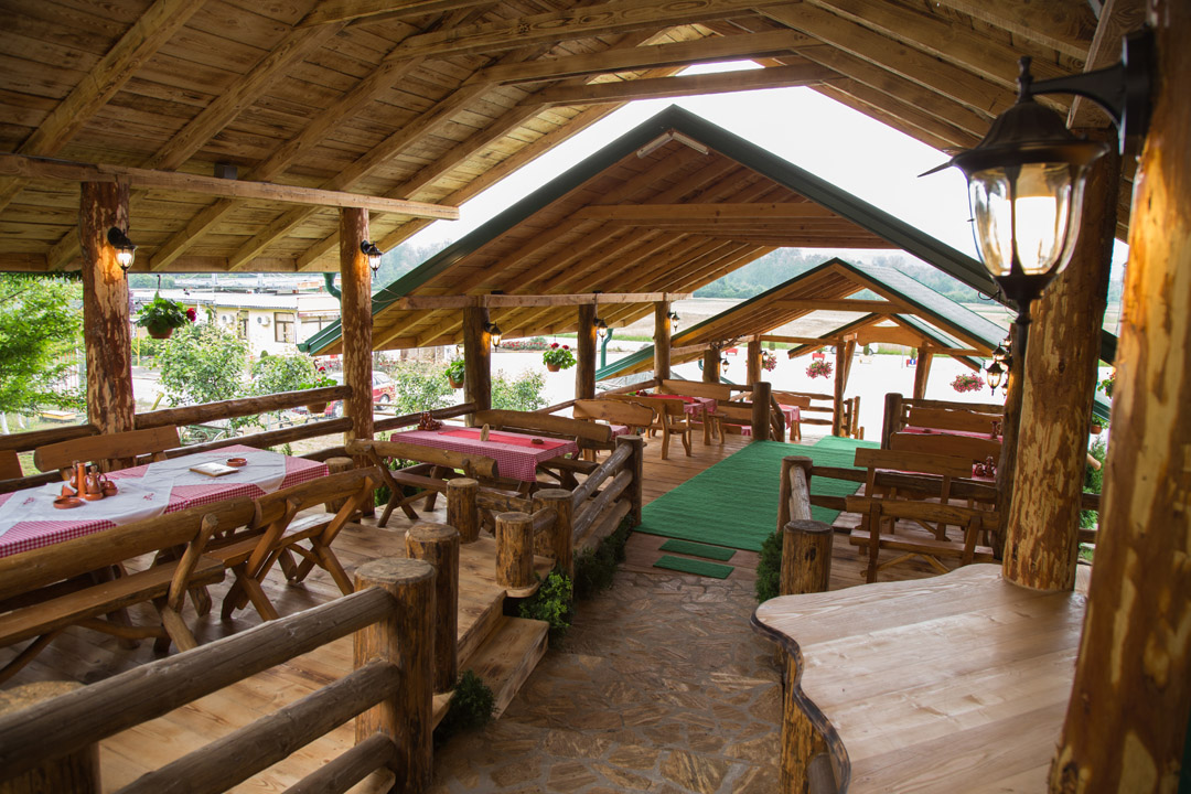 СТАРА КРЧМА - отворена тераса