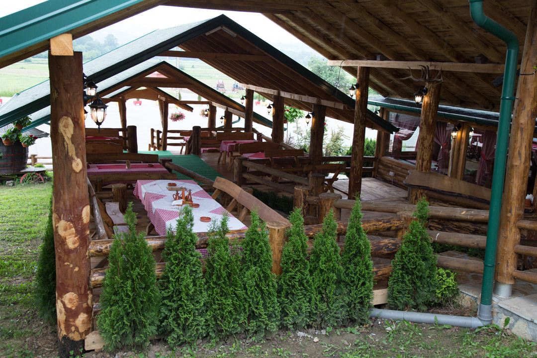 СТАРА КРЧМА - отворена тераса