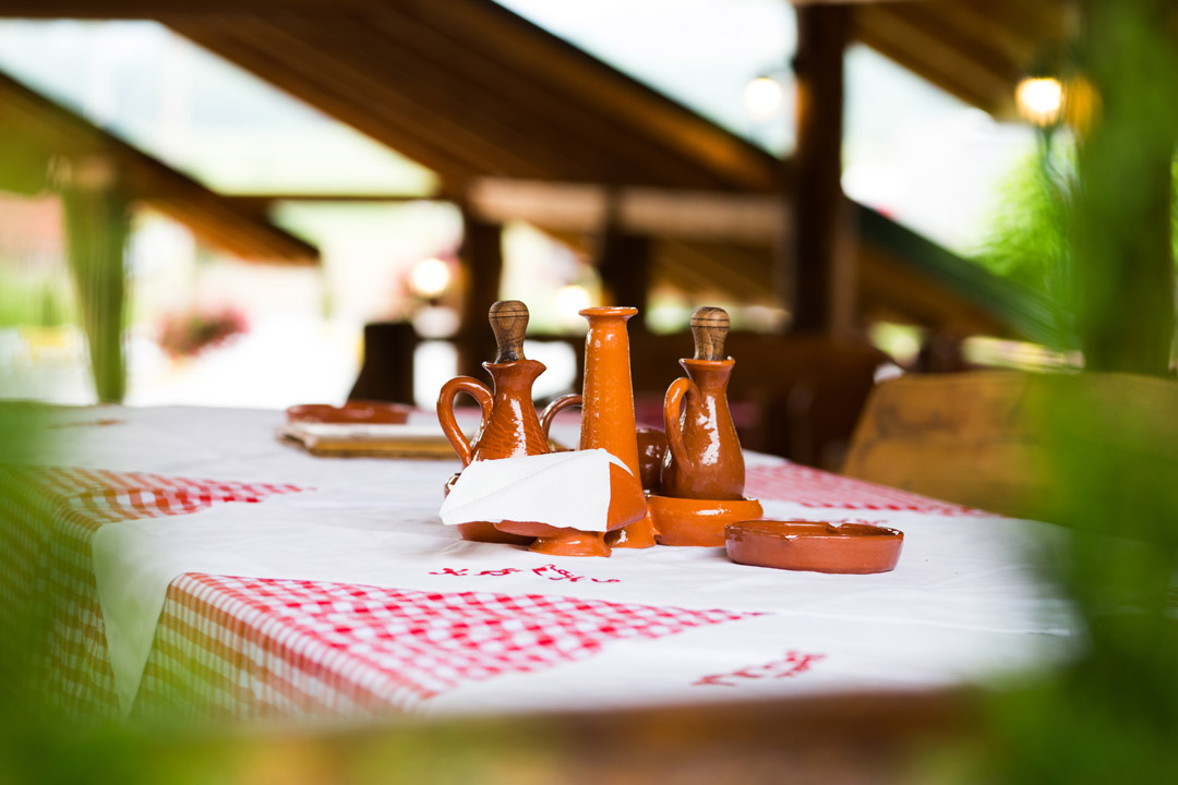 СТАРА КРЧМА - отворена тераса