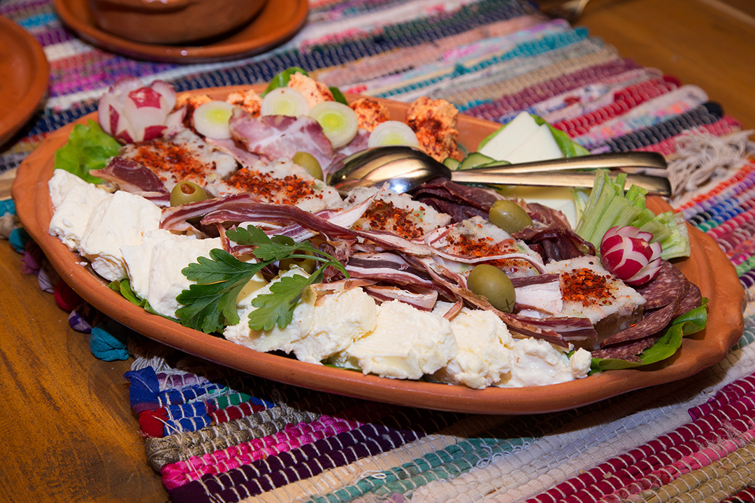 ХРАНА - детаљ