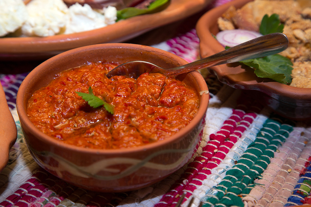 ХРАНА - детаљ